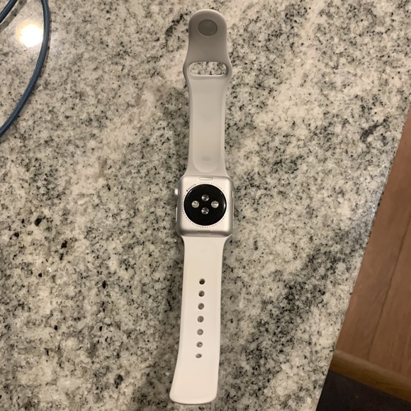 Apple Watch Series 3 - Picture 10 of 11